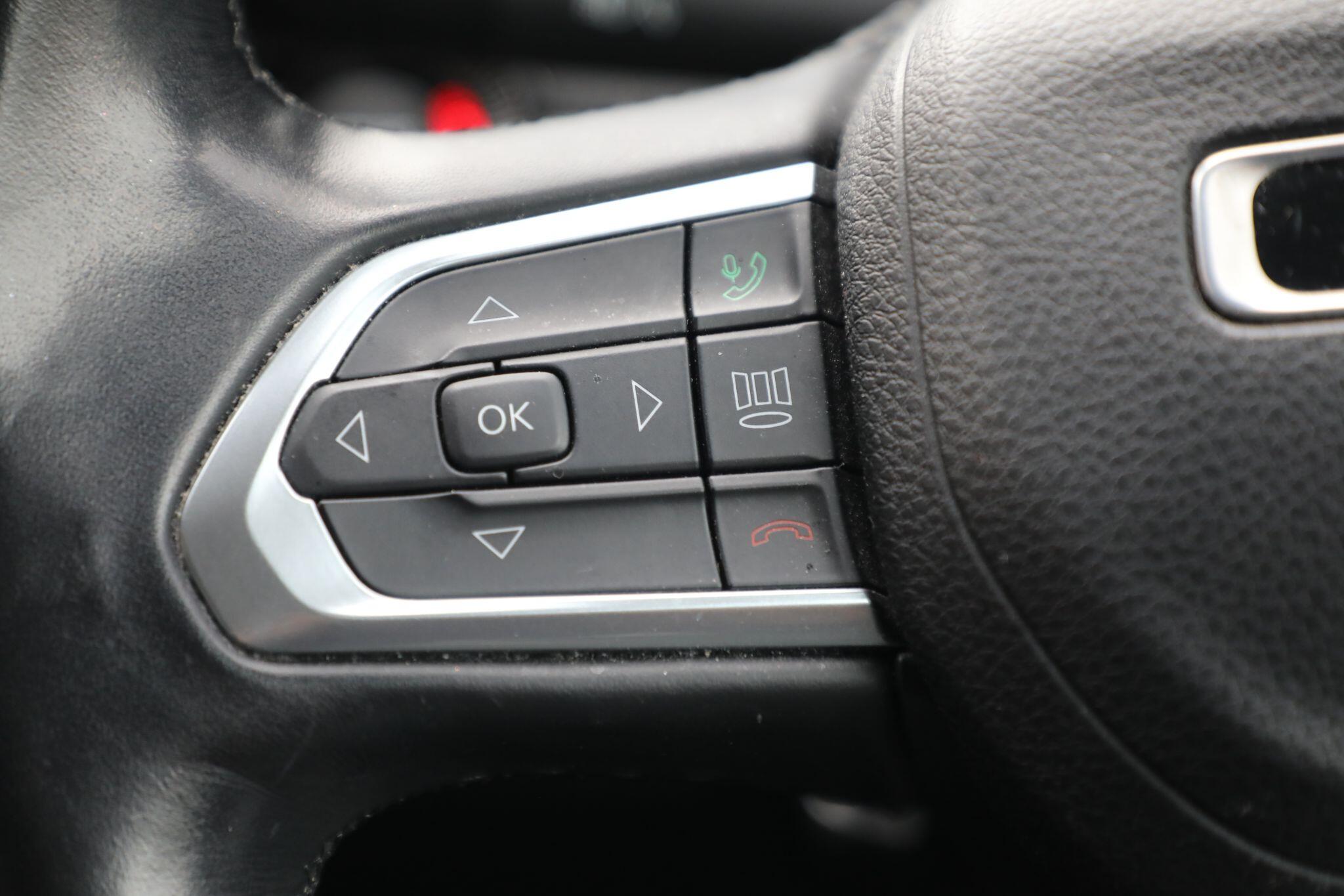 Large vehicle image